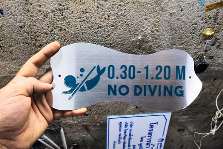 ผลงานป้ายสแตนเลสกัดกรด